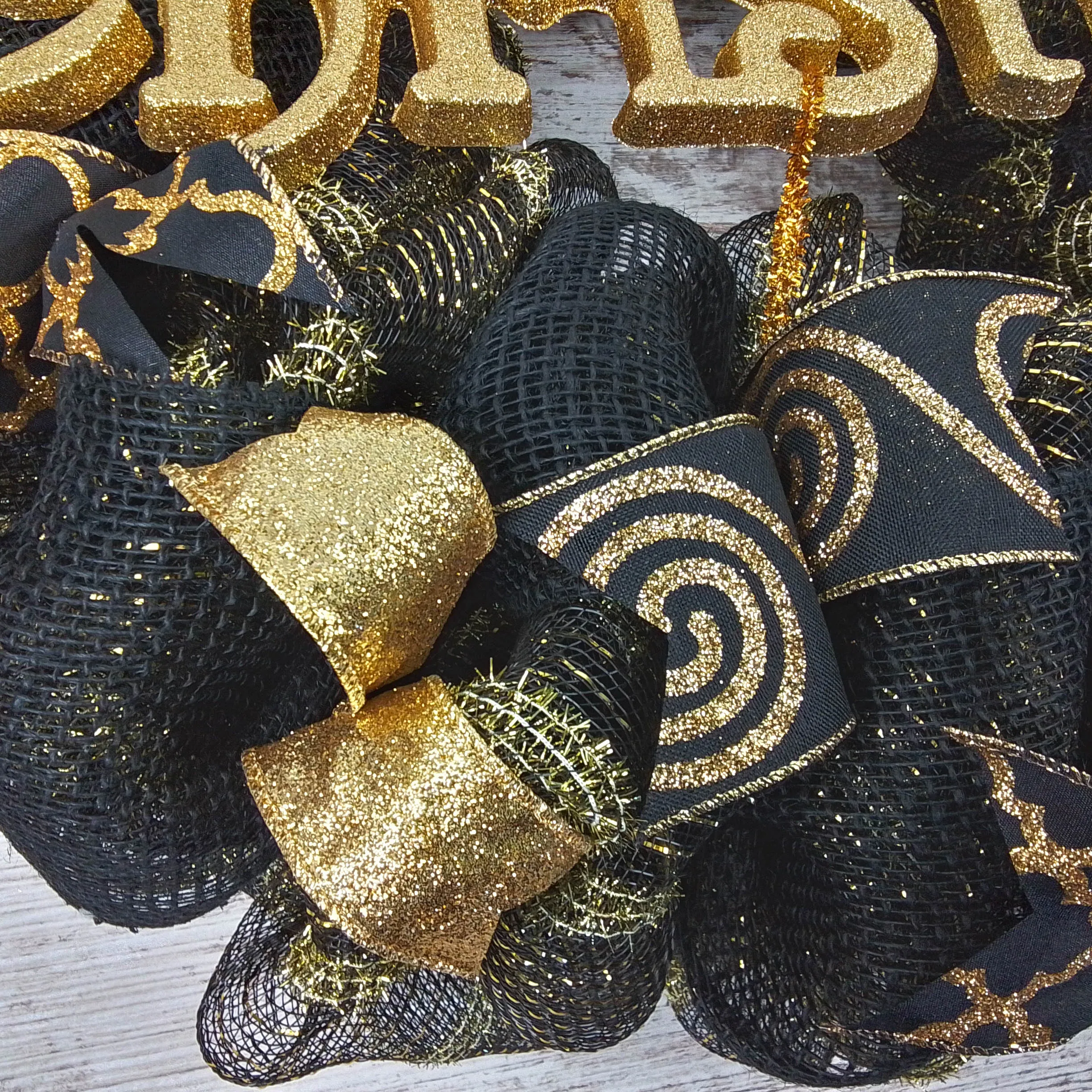 Christmas Black and Gold Front Door Wreath - New Years Eve Decor - Metallic Golden Decorations