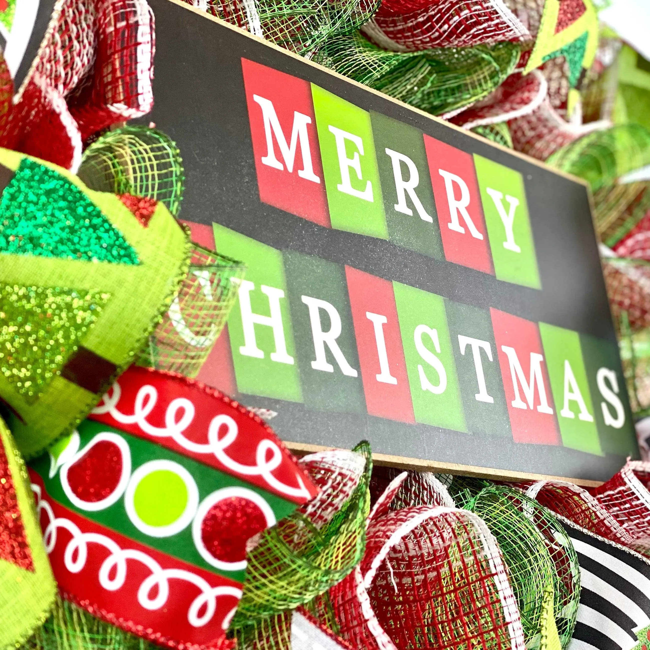 Merry Christmas Wreath - Bright Holiday Decoration Front Door Wreaths - Red Green White Sparkle