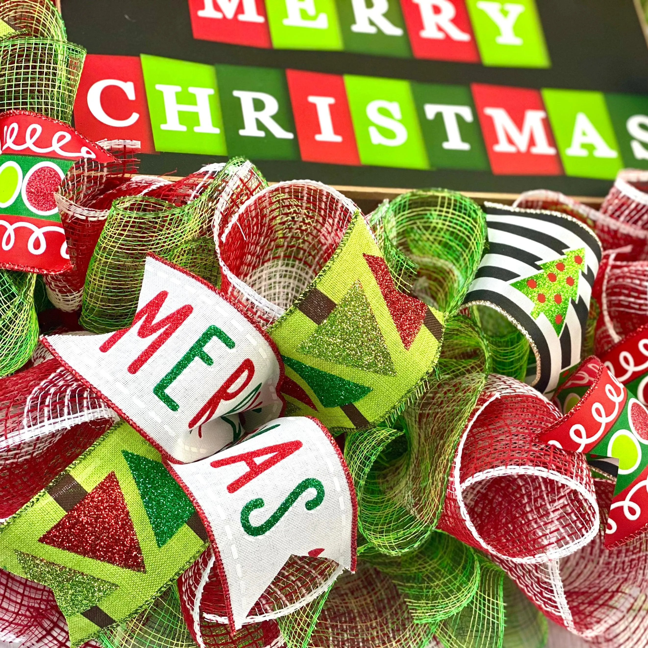 Merry Christmas Wreath - Bright Holiday Decoration Front Door Wreaths - Red Green White Sparkle