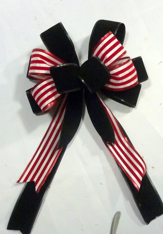 Red and Black Velvet Christmas bow, wreath bow, Lantern bow